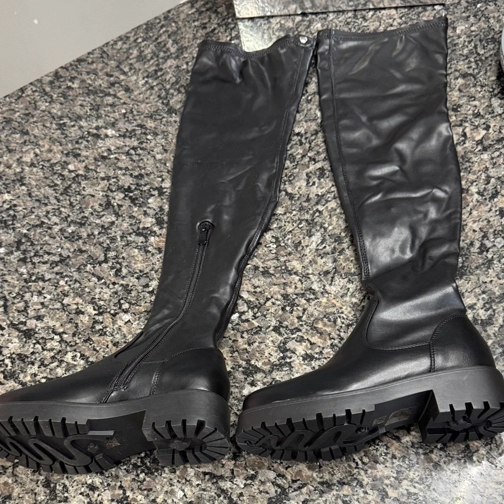 Azalea Wang Black Over the Knee Boots sock boots NWT 7